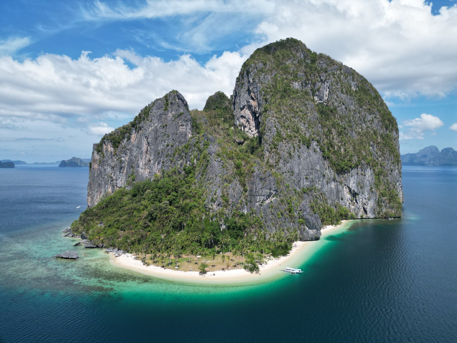 Aerial view of an El Nido island-hopping tour stop